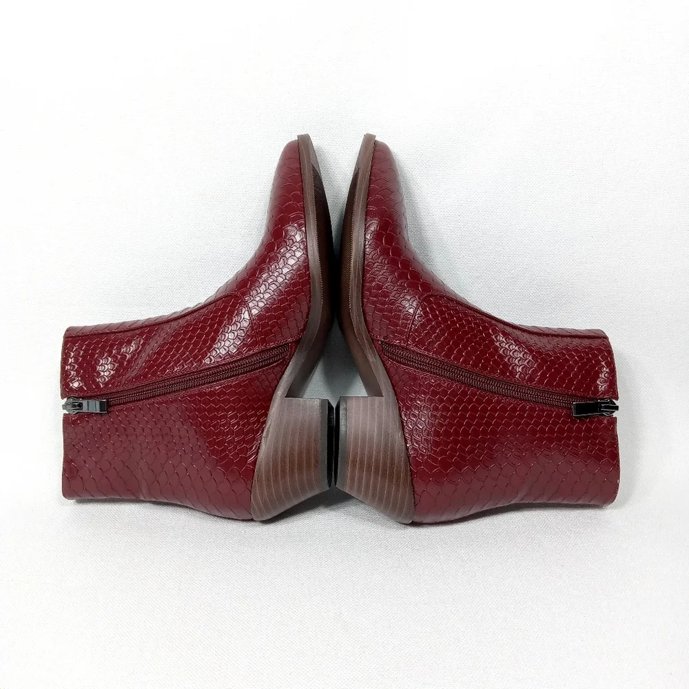 MAYPIE Dark Red Faux Leather Western Ankle Boot Size 6 - Picture 7 of 16